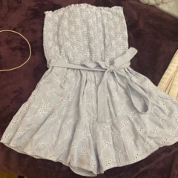Ocean Drive Pants - Strapless Baby Blue Floral Romper Size L